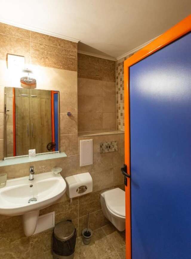 Отель Family Hotel Jemelly Обзор-51