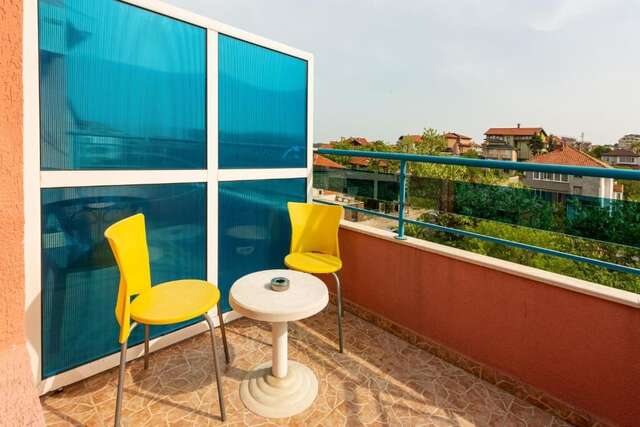 Отель Family Hotel Jemelly Обзор-63